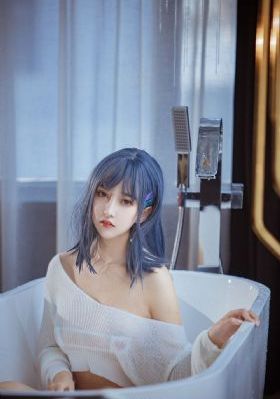 暮光之城5_超清HD在线观看
