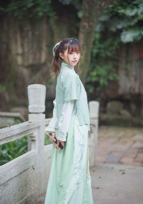邻居漂亮的老婆4中字头_1080P电影全集观看