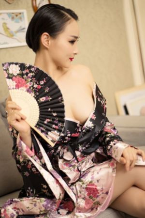 韩国伦理电影妈妈的朋友2_BD英语超清在线观看